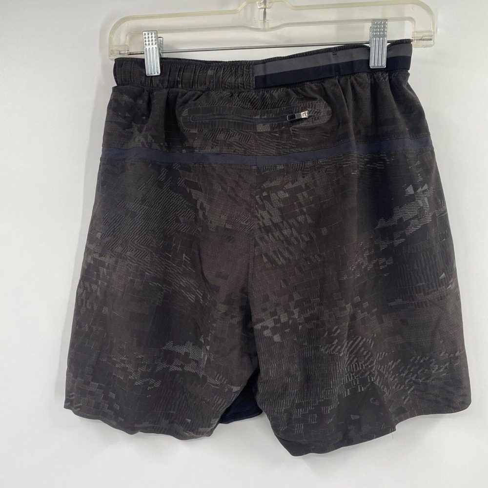 Lululemon T.H.E Camo Shorts Mens S Black Linerless 6” Inseam Activewear Gym - Picture 2 of 7